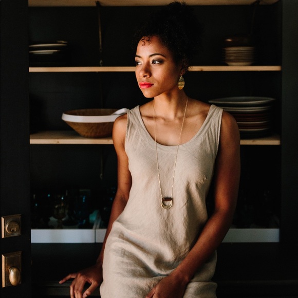 Meet your Posher, Tanasia - Picture 2 of 2